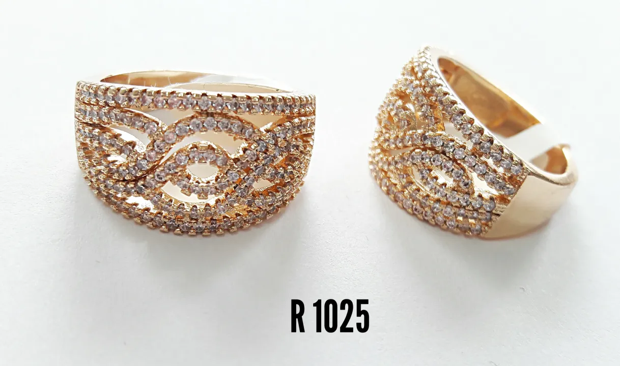 R 1025